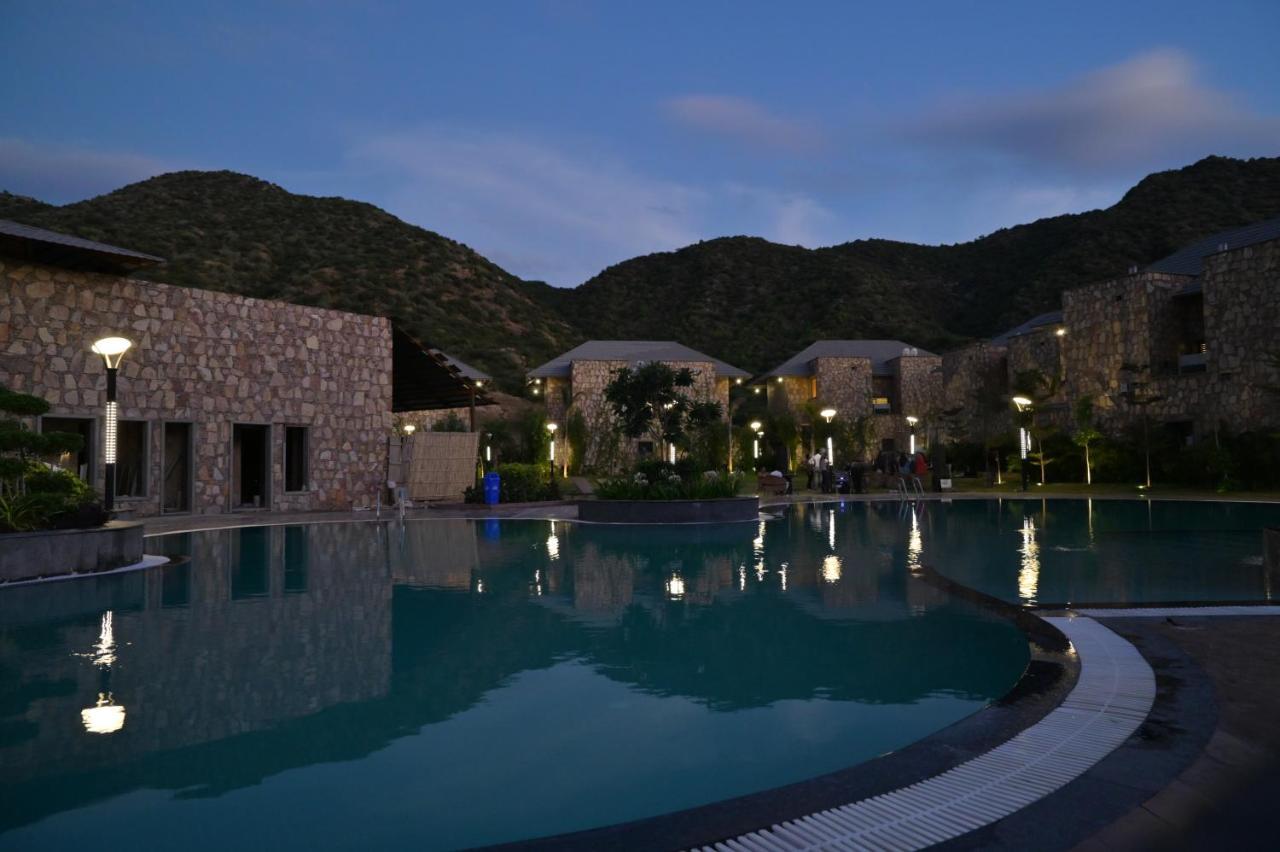 Pushkara Resort And Spa Dış mekan fotoğraf